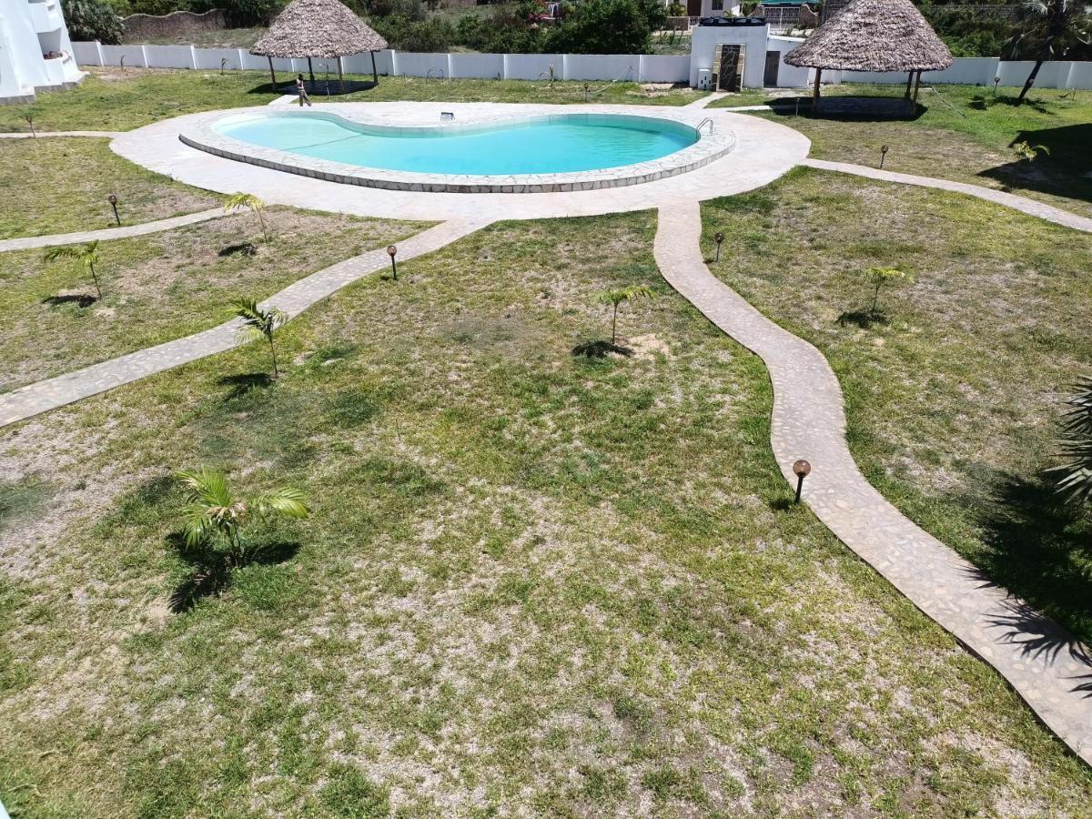 Havenhouse Kijani - 1 Bedroom Beach Apartment With Swimming Pool Малинди Екстериор снимка