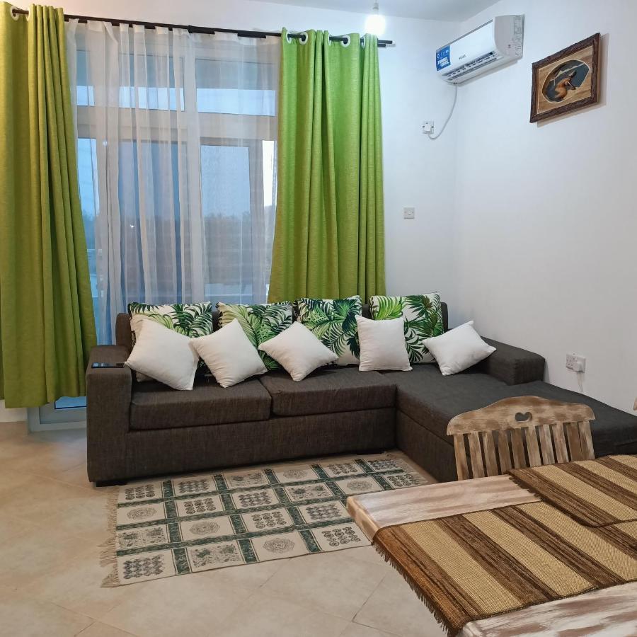 Havenhouse Kijani - 1 Bedroom Beach Apartment With Swimming Pool Малинди Екстериор снимка